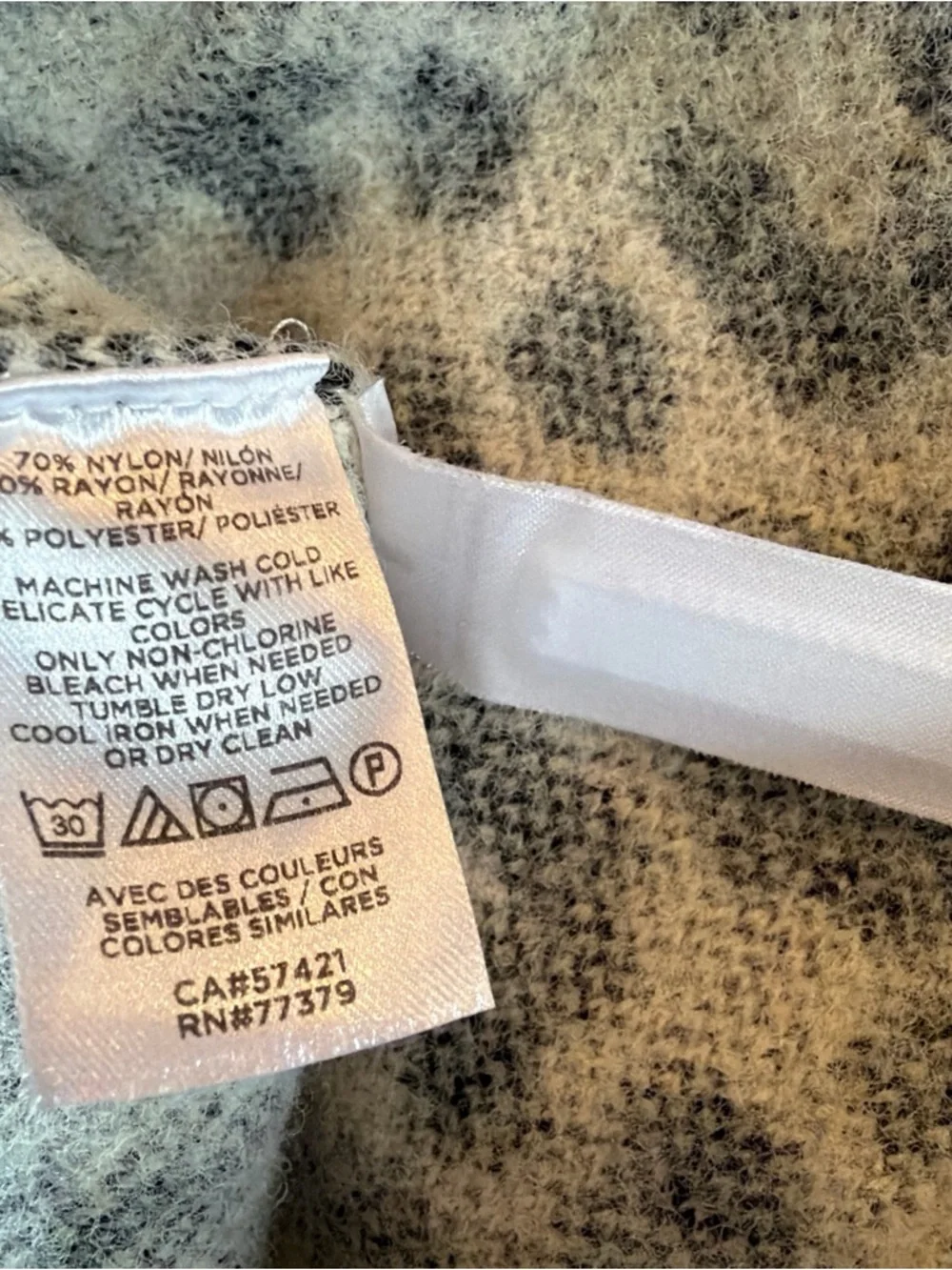 New $129 Ann Taylor Leopard Print Button Cardigan Sweater Sz XS Soft Jacquard - Picture 6 of 8